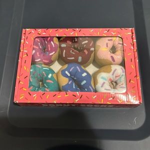 NWT donut crew socks, 6 pairs